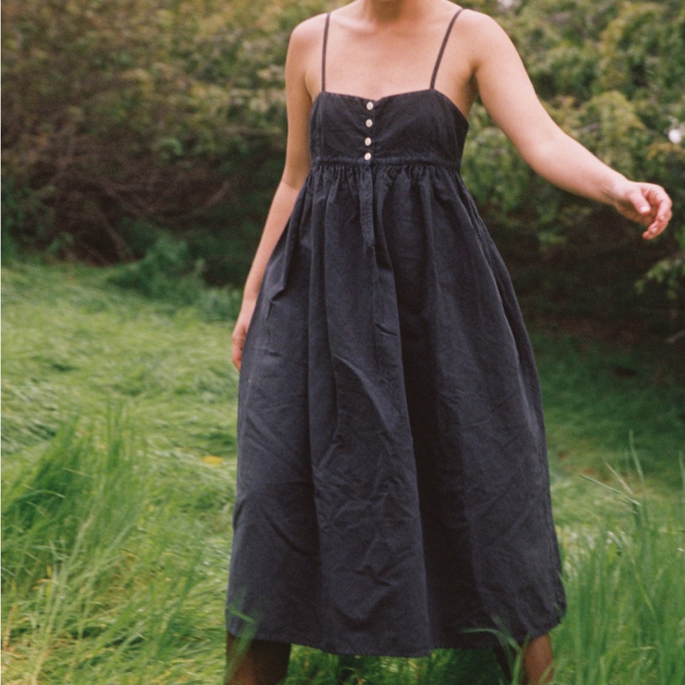ISO Bonnie Dress Natural Size Large